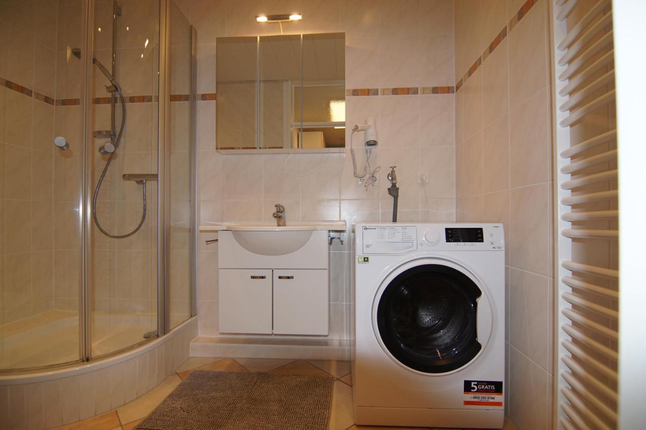 Deichliebe-Bullauge Apartment Busum Luaran gambar